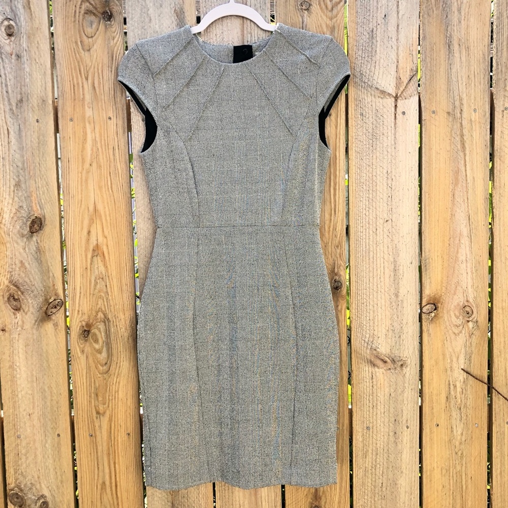 🌻H&M | Cap Sleeve Check Plaid Fitted Dress Size 6